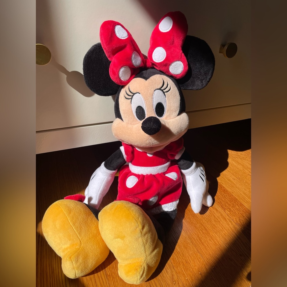 Minnie Mouse large plush